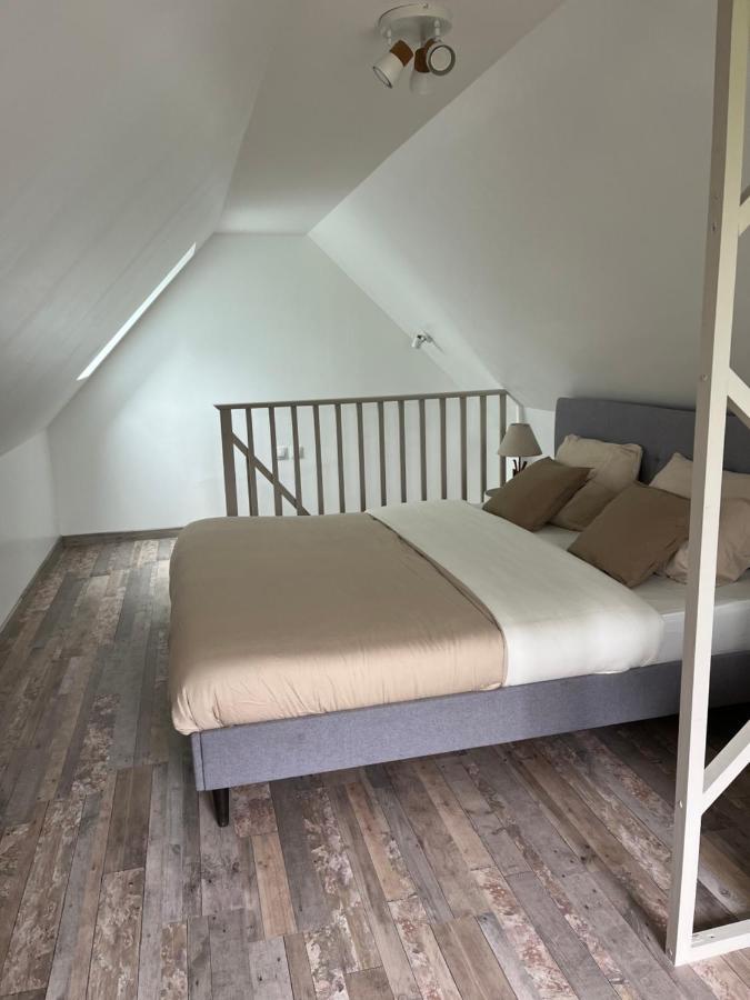 La Petite Maison De Kerguiniou Glomel エクステリア 写真